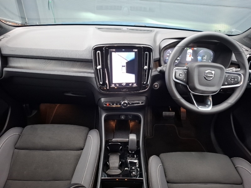 Used Volvo XC40 2022 for sale - 77365837: Photo 2