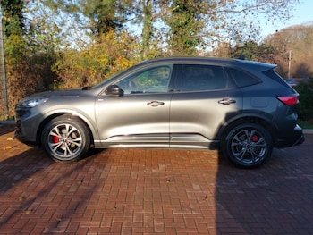 Used Ford Kuga 2023 for sale - 77062997: Photo