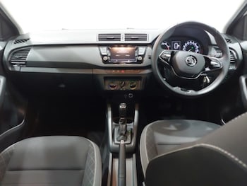 Used Skoda Fabia 2021 for sale - 76160078: Photo 2