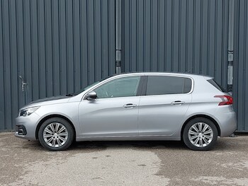 Used Peugeot 308 2020 for sale - 76502533: Photo