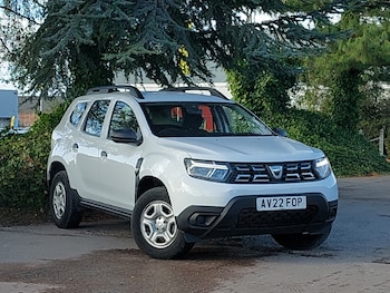 2022 - 1.0 TCe 90 Essential 5dr