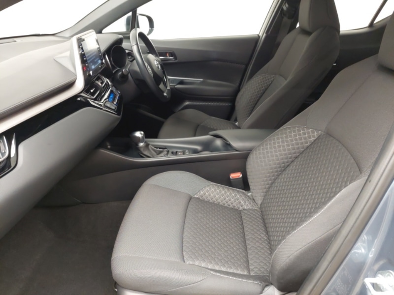 Used Toyota C-HR 2021 for sale - 77652823: Photo 5