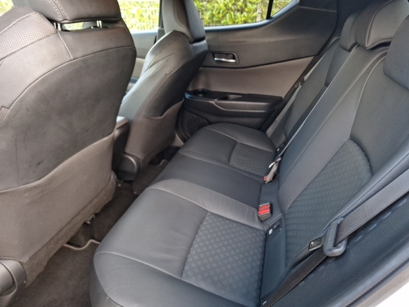 Used Toyota C-HR 2023 for sale - 77573654: Photo 6