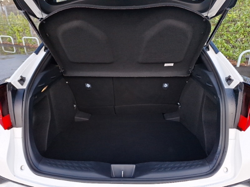 Used Toyota C-HR 2023 for sale - 77573654: Photo 8