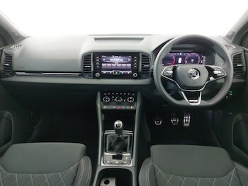 Used Skoda Karoq 2024 for sale - 76225590: Photo 2