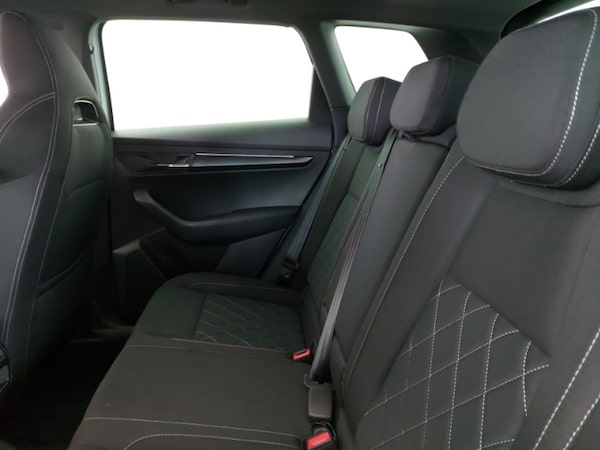 Used Skoda Karoq 2024 for sale - 76225590: Photo 6