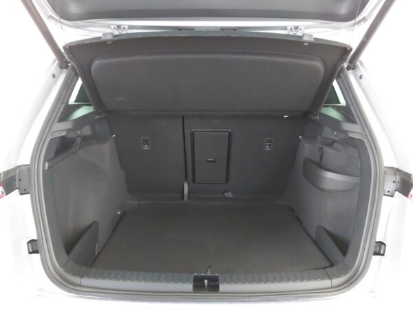Used Skoda Karoq 2024 for sale - 76225590: Photo 8