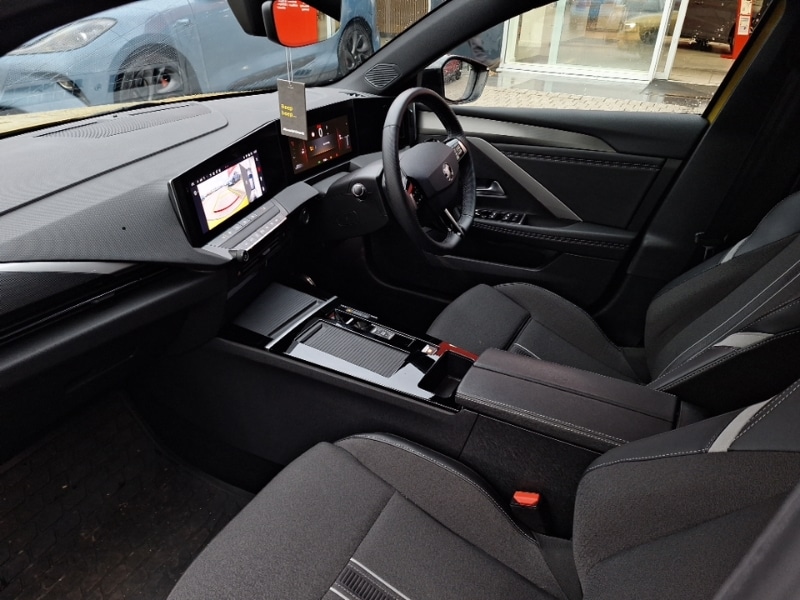 Used Vauxhall Astra 2024 for sale - 77467618: Photo 5