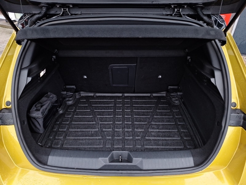 Used Vauxhall Astra 2024 for sale - 77467618: Photo 8