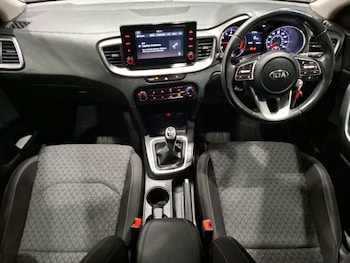 Used Kia XCeed 2020 for sale - 77948336: Photo