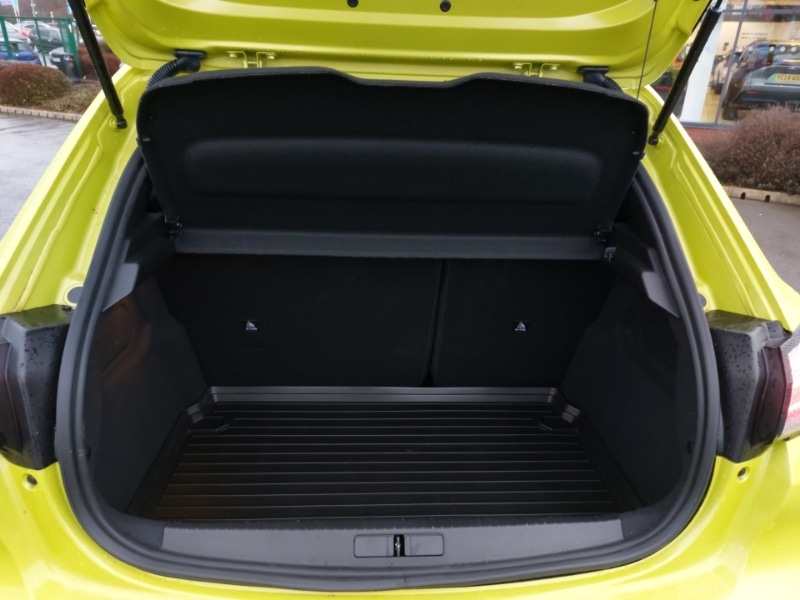 Used Peugeot 208 2024 for sale - 77877061: Photo 8