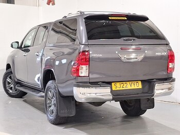 Used Toyota Hilux 2022 for sale - 75510304: Photo