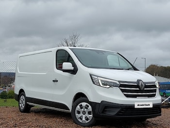Renault Trafic feature image