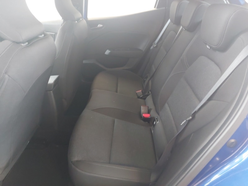 Used Renault Clio 2023 for sale - 76465726: Photo 6