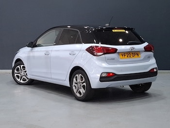 Used Hyundai i20 2020 for sale - 75767730: Photo