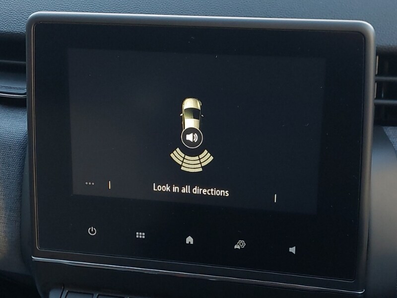 Used Renault Clio 2024 for sale - 77184429: Photo 11