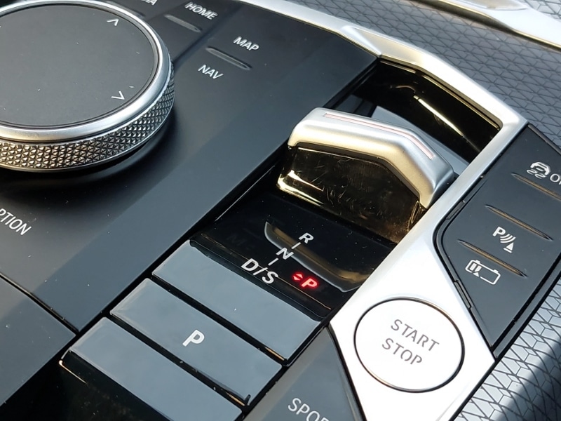 Used BMW 3 Series 2024 for sale - 77224652: Photo 10