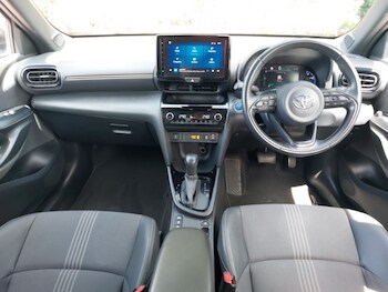 Used Toyota Yaris Cross 2022 for sale - 78736092: Photo