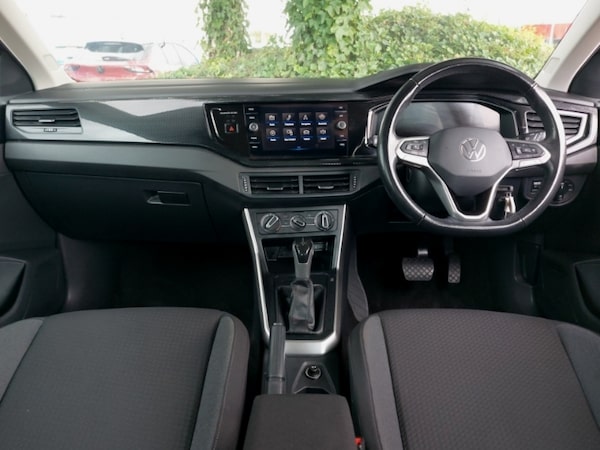 Used Volkswagen Polo 2024 for sale - 76207839: Photo 2