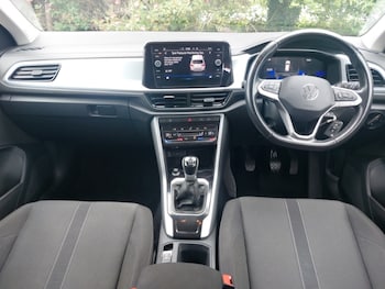 Used Volkswagen T-Roc 2023 for sale - 78699878: Photo