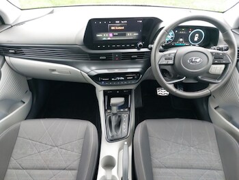 Used Hyundai BAYON 2023 for sale - 76764310: Photo