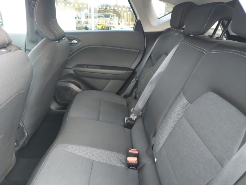 Used Renault Captur 2023 for sale - 77981039: Photo 6