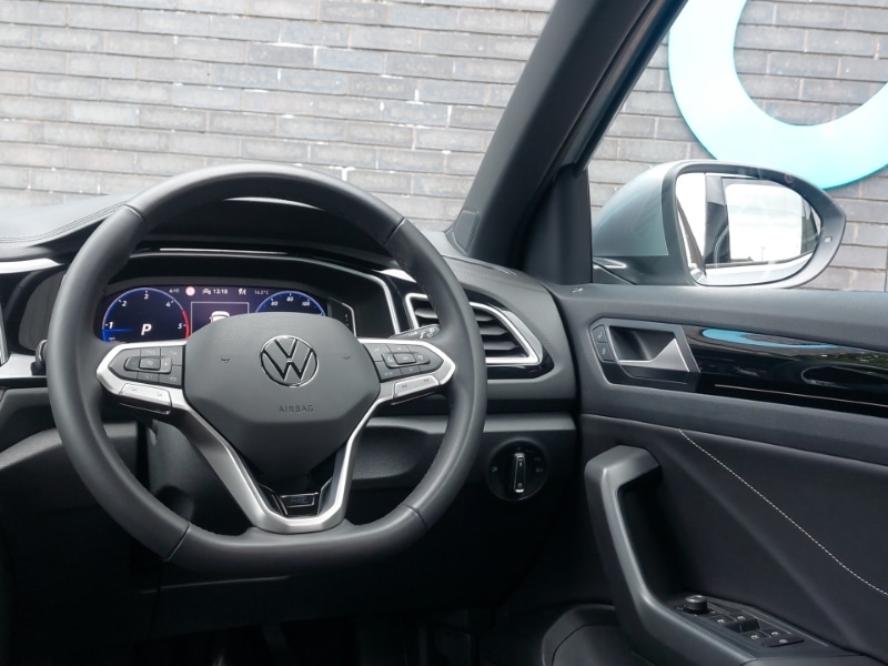 Used Volkswagen T-Roc 2024 for sale - 76764728: Photo 10