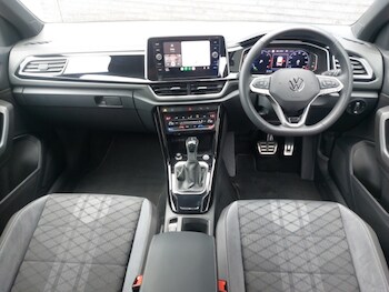 Used Volkswagen T-Roc 2024 for sale - 76764728: Photo