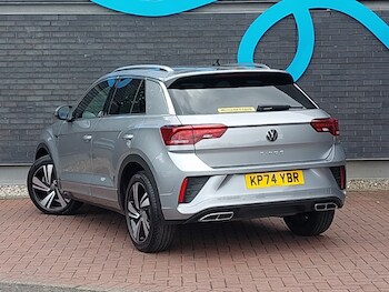 Used Volkswagen T-Roc 2024 for sale - 76764728: Photo