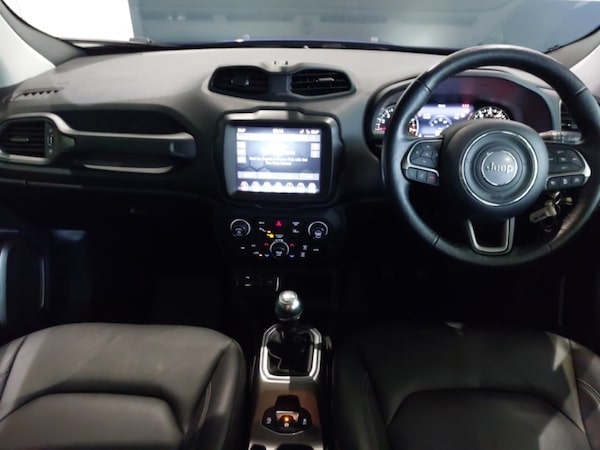Used Jeep Renegade 2021 for sale - 76335390: Photo 2