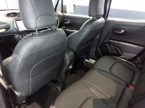 Used Jeep Renegade 2021 for sale - 76335390: Photo 6