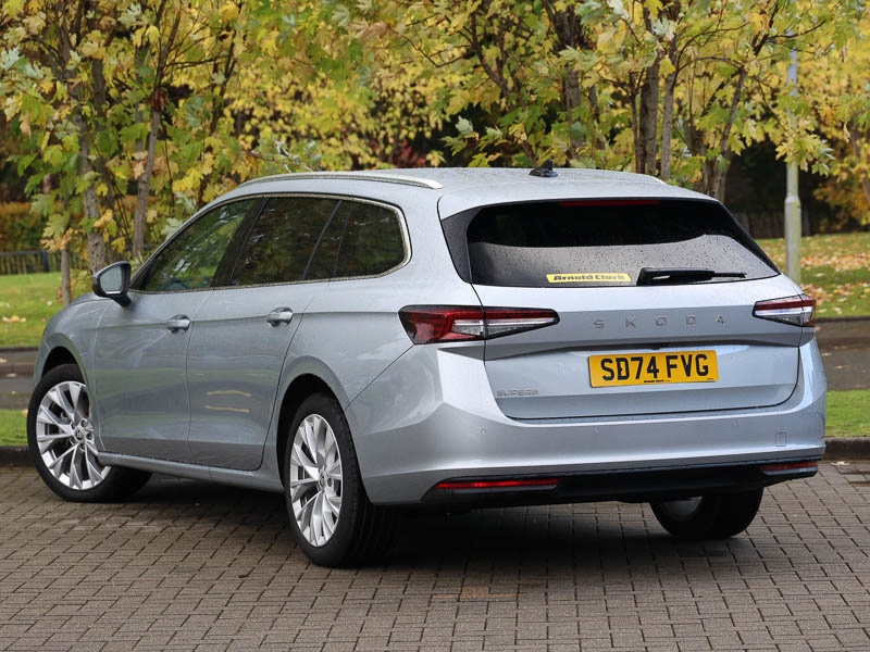 Used Skoda Superb 2024 for sale - 77252723: Photo 3