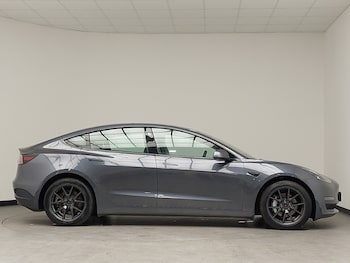Used Tesla Model 3 2021 for sale - 76135634: Photo 4