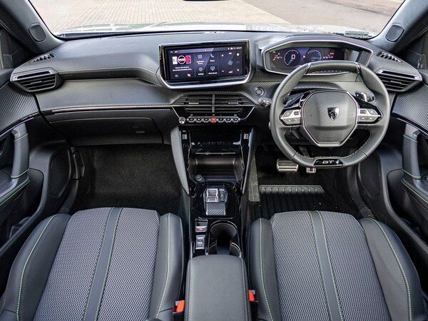 Used Peugeot 2008 2025 for sale - 76194792: Photo 2