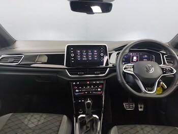 Used Volkswagen T-Roc 2022 for sale - 76955060: Photo