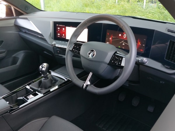 Used Vauxhall Astra 2025 for sale - 76212380: Photo 12