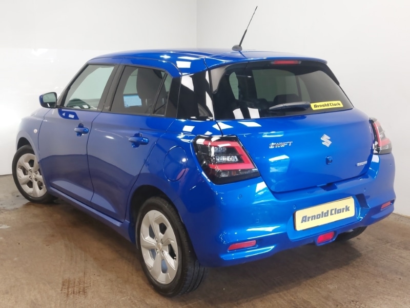 Used Suzuki Swift 2024 for sale - 77059987: Photo 3