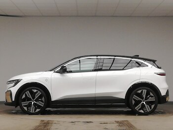 Used Renault Megane E Tech 2023 for sale - 77531571: Photo