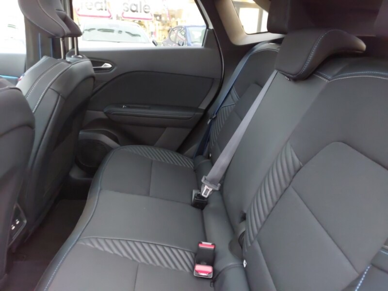 Used Renault Other 2025 for sale - 77087235: Photo 6