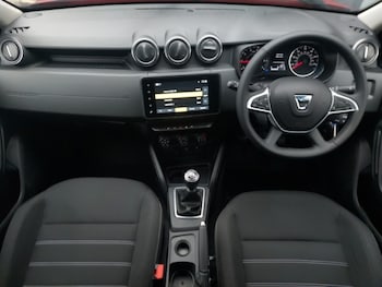 Used Dacia Duster 2022 for sale - 77160550: Photo