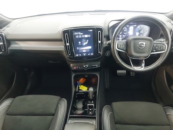 Used Volvo XC40 2020 for sale - 76310328: Photo