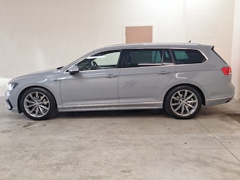 Used Volkswagen Passat 2023 for sale - 79432501: Photo