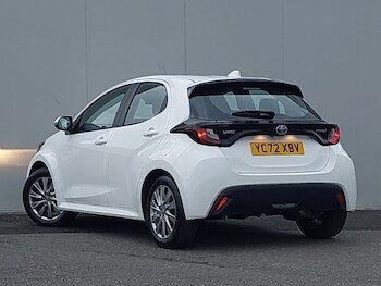 Used Toyota Yaris 2022 for sale - 76912357: Photo