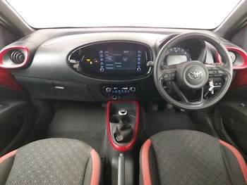 Used Toyota Aygo X 2022 for sale - 77174122: Photo