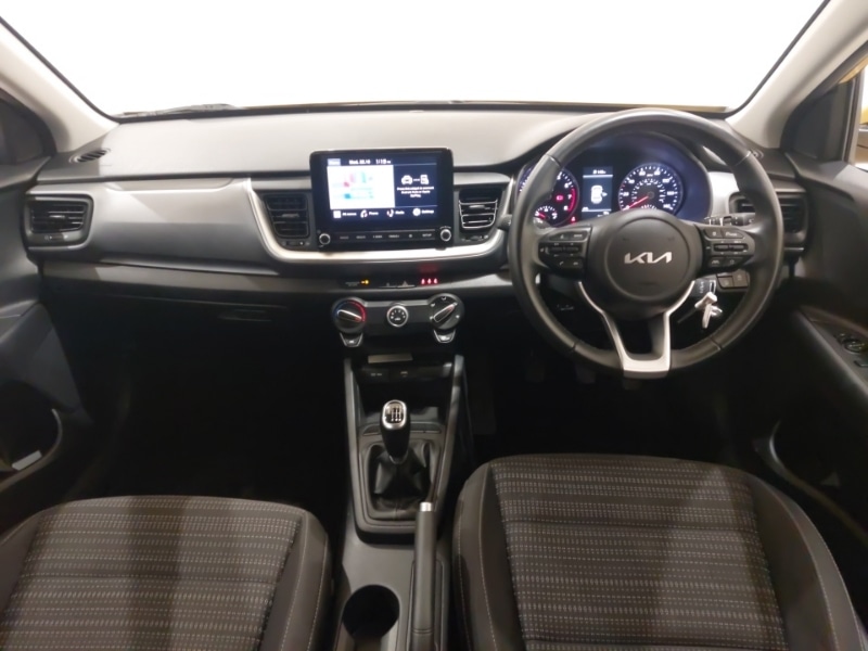 Used Kia Stonic 2022 for sale - 76721231: Photo 2