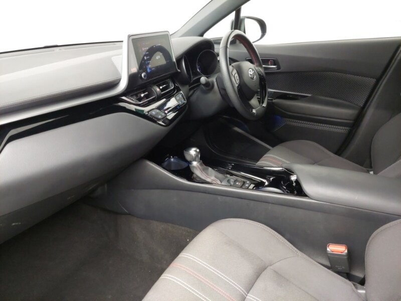 Used Toyota C-HR 2022 for sale - 77949206: Photo 5