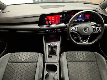 Used Volkswagen Golf 2022 for sale - 77761930: Photo