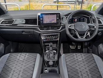 Used Volkswagen T-Roc 2022 for sale - 79612242: Photo