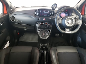 Used Abarth 695 2023 for sale - 79235294: Photo