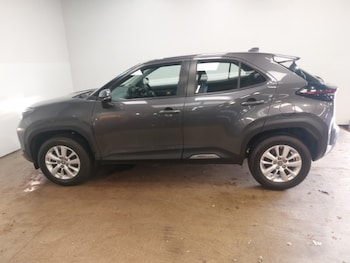 Used Toyota Yaris Cross 2022 for sale - 75882158: Photo
